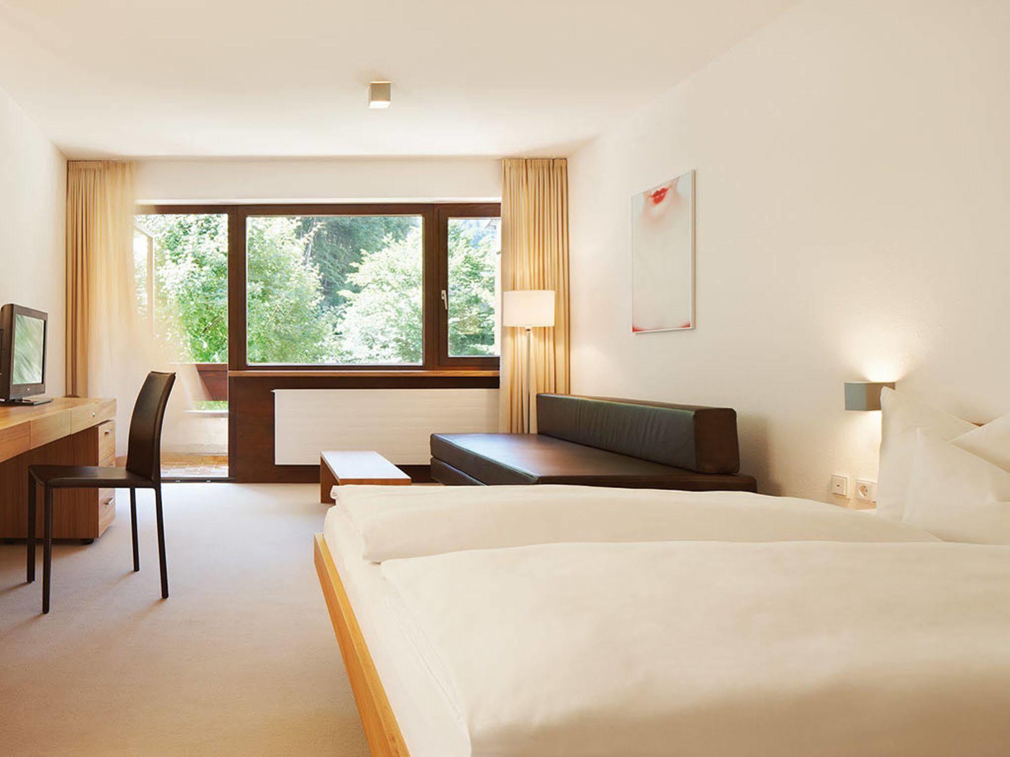 Hotel Krone In Au Au (Vorarlberg) エクステリア 写真