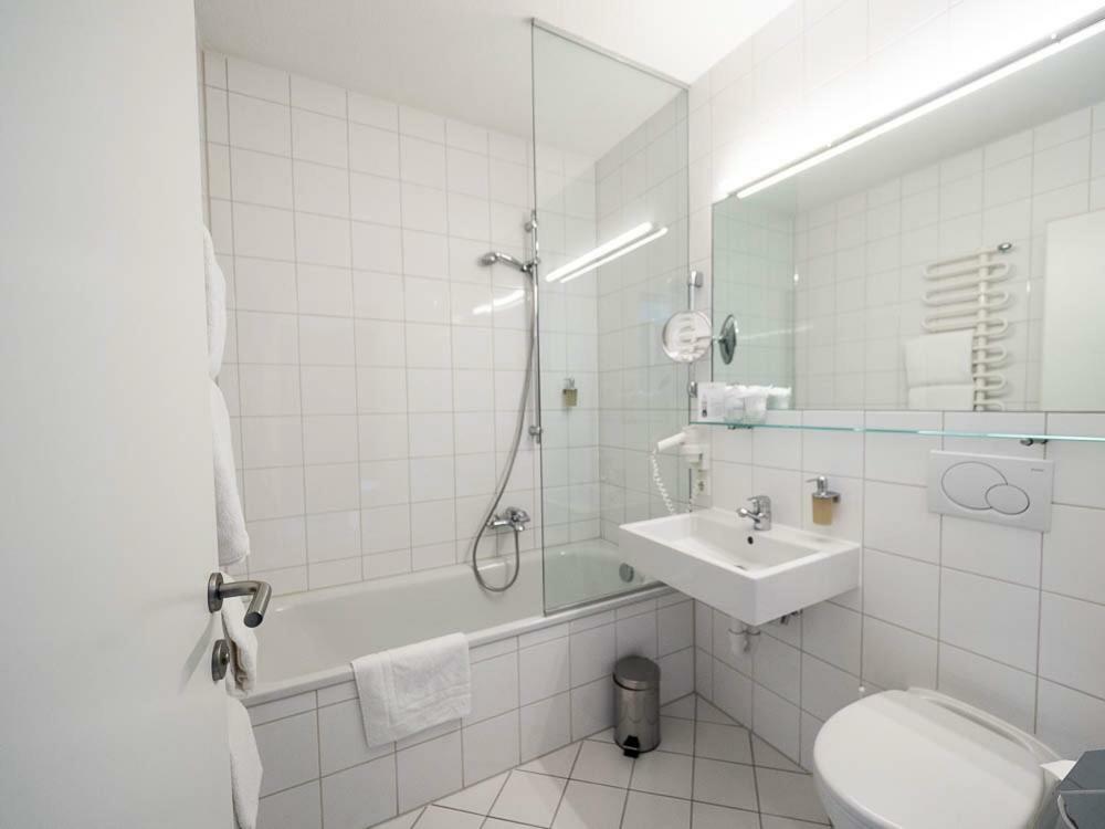 Hotel Krone In Au Au (Vorarlberg) エクステリア 写真